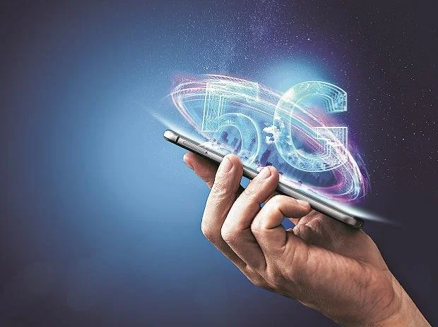 Assessing the Impact of 5G on Mobile App Development